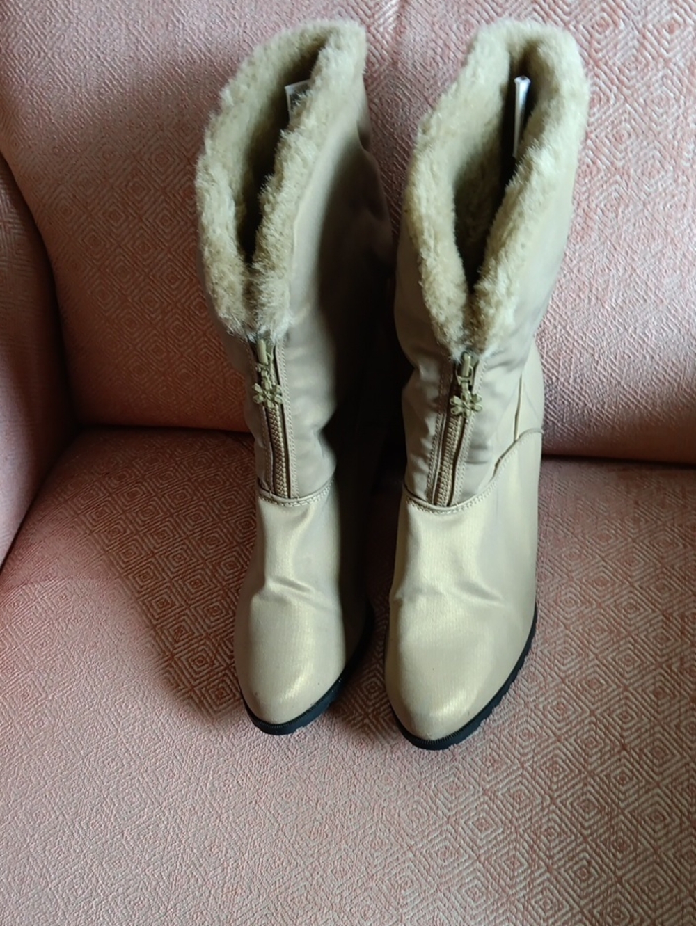 Beige Faux-Fur Trim Women’s Winter Boots